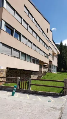 Studio in Residencia Maresme Neu - la Molina Hotels in Alp
