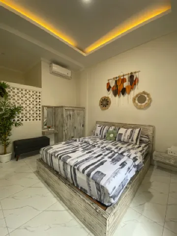 Ana Homestay Hotels in Negara