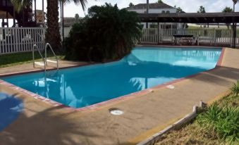 Knights Inn Corpus Christi at North Beach