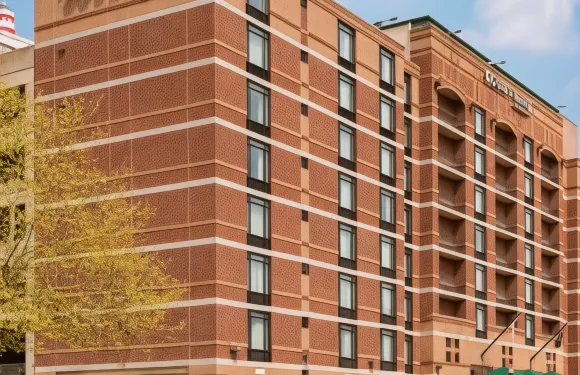 路易斯威爾市區萬怡酒店