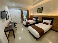 Bukit Bintang Hotel Hotel dekat Pemancingan Banyu Mili