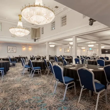 London Chigwell Prince Regent Hotel, BW Signature Collection