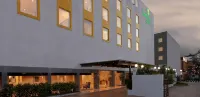 ليمون تري هوتل شيمونا Hotels near Chennai Trade Centre - Nandambakkam