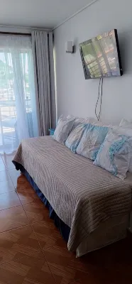 Lovely studio - WiFi - 2 blocks from Reñaca beach. Ocean view from the roof!