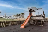 Quaint & Chic Seaside Villa | Luxury Complex Hôtels à : A dos Cunhados