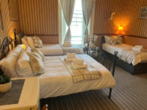 Edinburgh Travel Guest House