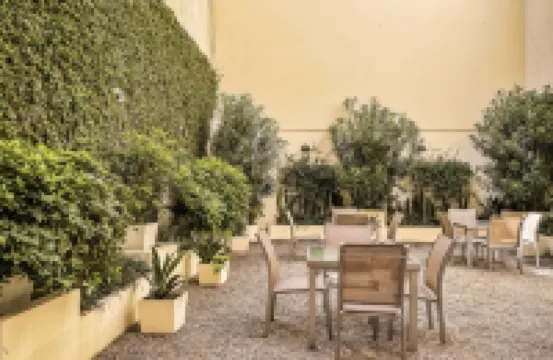 사이안 레콜레타 호텔 플로랄리스 헤네리카 주변 호텔