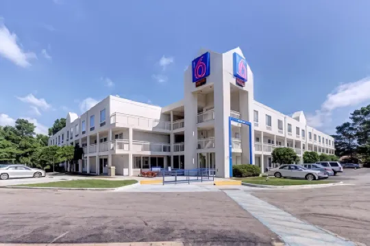 維吉尼亞海灘6號汽車旅館