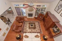 Great house that is close to the beach and really close to golf