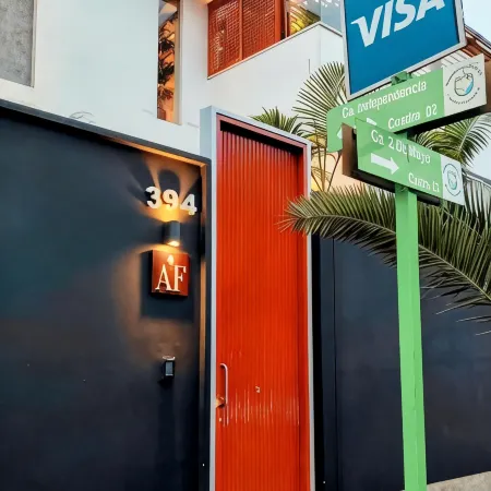 Ana Frank Boutique Hotel