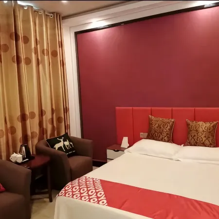 Wanzai Jincheng Business Hotel
