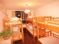 Xi'an Facebook Youth Hostel (Zhonglou Metro Station Branch) - Hostels