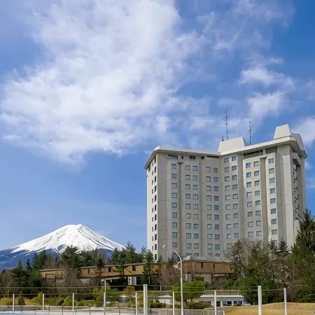 Highland Resort Hotel & Spa Отели рядом с достопримечательностью «Тематический парк Thomas Land»