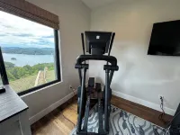 Panoramic Views! Luxury Norris Lake & Mountain Retreat w Pool, Spa, & Beachfront - Gym