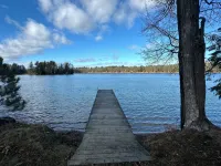 Spacious 3-Bedroom Cabin on Beautiful Blueberry Lake