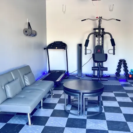 Desert Paradise Enjoy Private Pool & Spa with Game-room, Gym, Bikes&Scooters