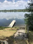 Lakeside house with room to roam