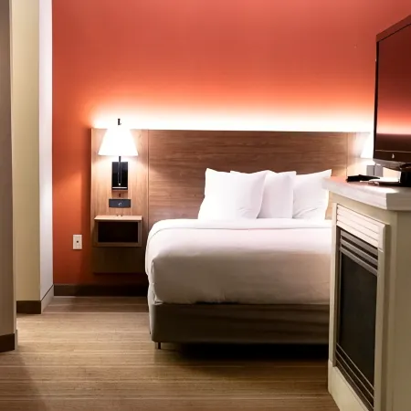 Hawthorn Suites by Wyndham Erie