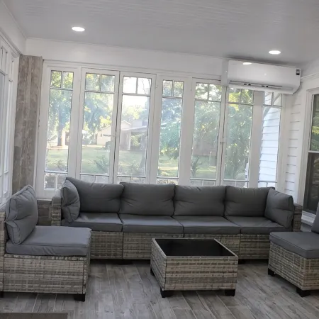 Spacious, Fully Remodel 4-bedroom house 2.5 bathroom in charming Carthage
