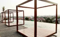 Comfy and Homey Studio Apartment @ Grand Kamala Lagoon by Travelio - Rooftop Pools