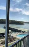 Perfect Location! Newly Remodeled- 2021 Condo right in the heart of Osage Beach