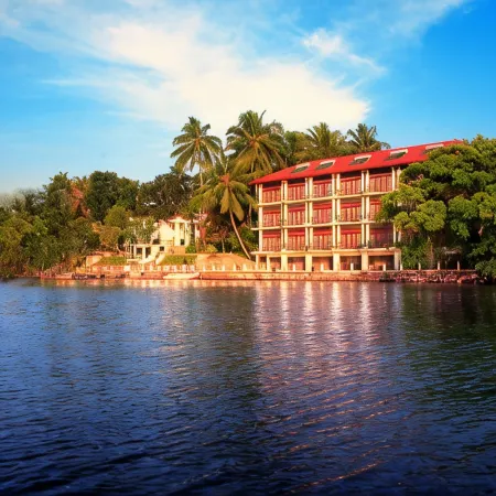 Mahaweli Reach Hotel