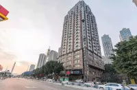 瓶子小屋江景主題民宿（解放碑洪崖洞店） - 溫泉