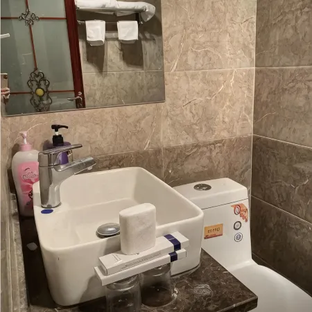 Minhe Qinrui Hotel