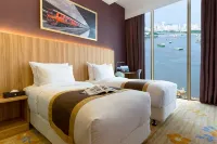 Bay Hotel Ho Chi Minh - Kolam Atas Bumbung