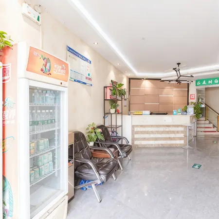Zhecheng Lemei Fashion Hotel