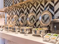 Borrman Hotel - breakfast