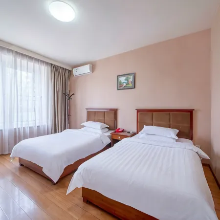Good Home Express Hotel (Xi'an Railway Station 5th Road Subway Airport Bus Store)
