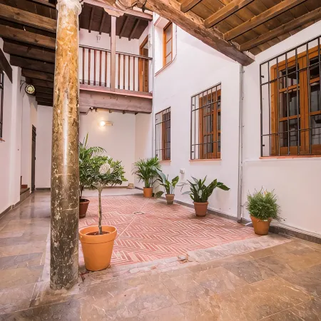 Apartamentos Nahira Suites 3000