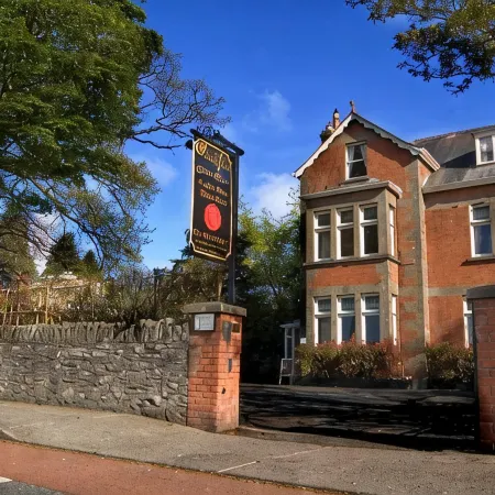 Innisfree House