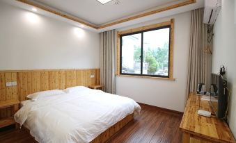 Changxing Xingxiangju Hotel