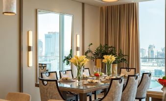 Onyx Arjaan by Rotana