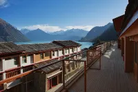 Himalayas Basongcuo Resort Hotel - Mountain view