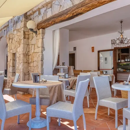 Hotel il Faro di Molara Отели рядом с достопримечательностью «Пляж Лу-Импосту»