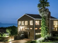 White Shark Guest House Hotels in Gansbaai