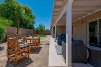 Snowbirds & Families - Large Covered Patio - Pet Friendly - Cabletv - Sleeps 6