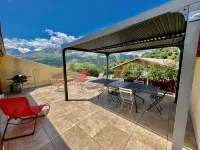 Le Cabanou - Private Spa in the Countryside. Quiet, Natural Setting with Superb Views