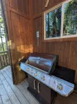 Charming 4-bedroom "Pine Hill Home" in Arnold near Big Trees Park & Bear Valley
