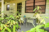 Fenced yard lots of Parking for trailer close to beach 4 bedrooms Edgewater