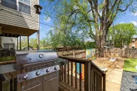 Family Getaway with Backyard + Games: Near Downtown St. Louis - Bungalows