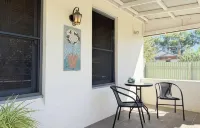 Charming Peaceful Two-Bedroom Apartment