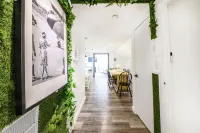 Luxury New Haven Retreat • Private Pool, Gym, Cinema • Near Yale & Beaches - 무료 와이파이