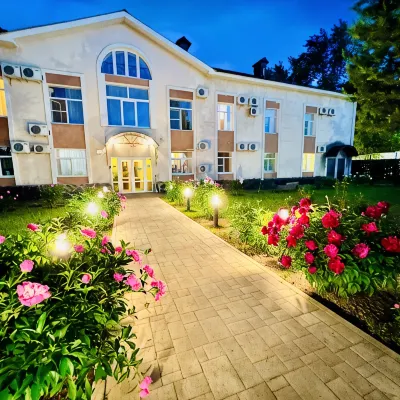 Mon Plaisir Khimki Hotel Các khách sạn gần Ga Mitino