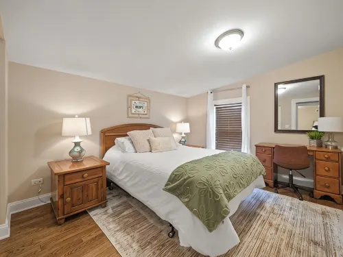 5 bed/3 Bath Home in the Heart of Fremont! Steps from the beach and boat launch! - 3-Star