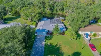 Waterfront Oasis w/ Heated Pool & Tiki Bar-Kayaks-Close to Springs - Balkoner