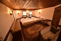 Sari Konak Otel - 2-Star